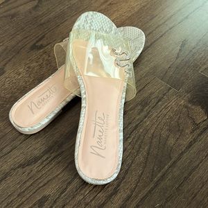 Gorgeous Nanette Lenore sandals